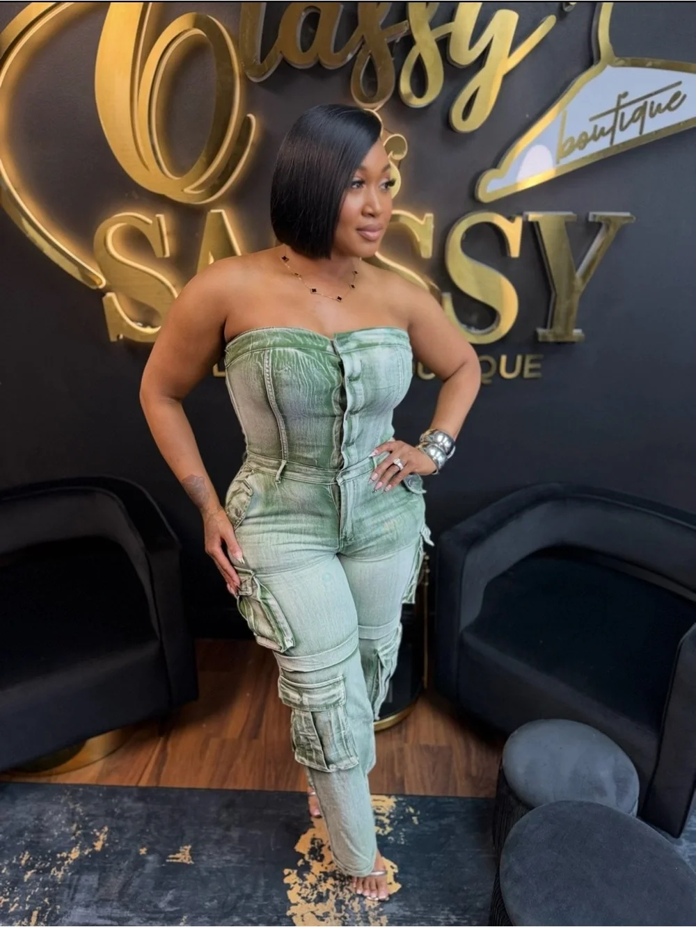 N/A sleek strapless
